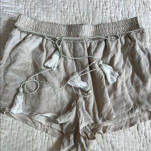 Dolce Vita Sand tassel side June soft shorts nwt Size M and more